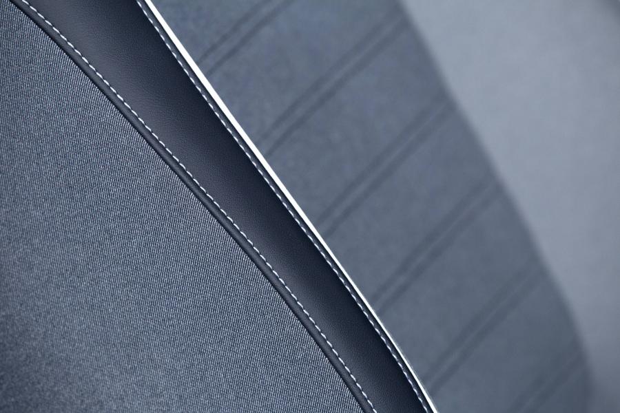 Детали интерьера Volkswagen Beetle Convertible Denim 2016 года  (фото 36 из 41)